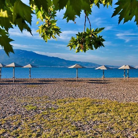 Nafpaktos Beach Luxury Suites 외부 사진