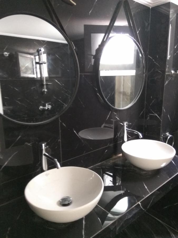 Nafpaktos Beach Luxury Suites 외부 사진