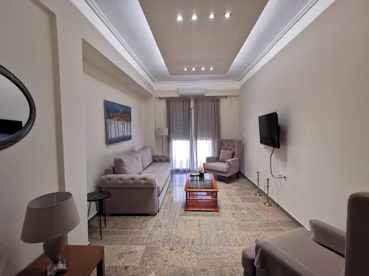 Nafpaktos Beach Luxury Suites 외부 사진