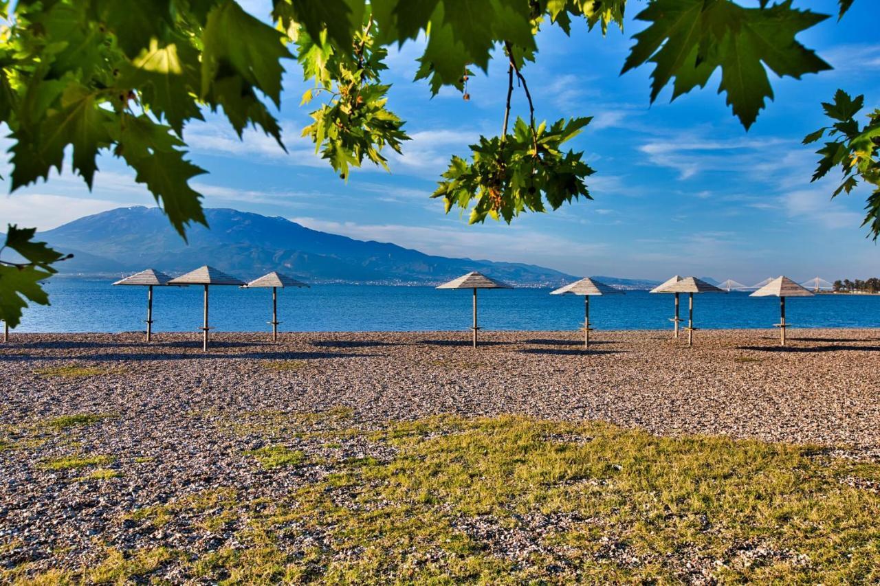 Nafpaktos Beach Luxury Suites 외부 사진