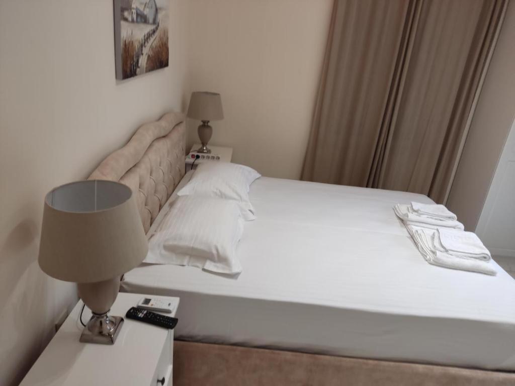 Nafpaktos Beach Luxury Suites 외부 사진