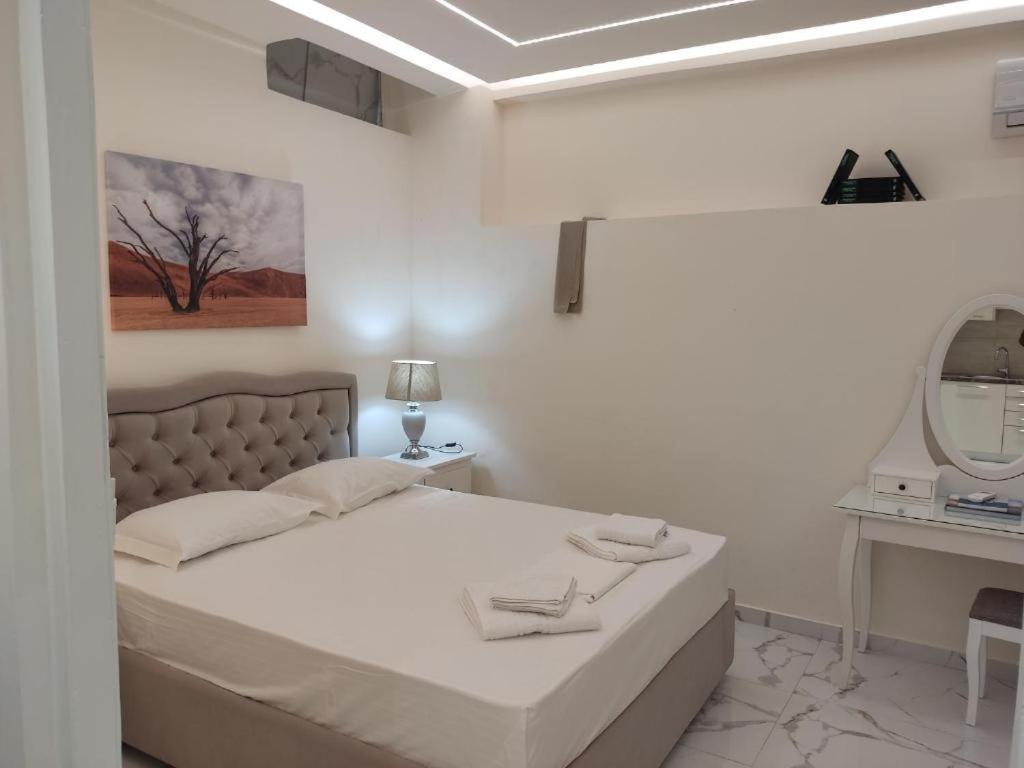 Nafpaktos Beach Luxury Suites 외부 사진